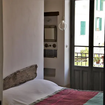 Casa Hesychia Πανσιόν Βεντιμίλια