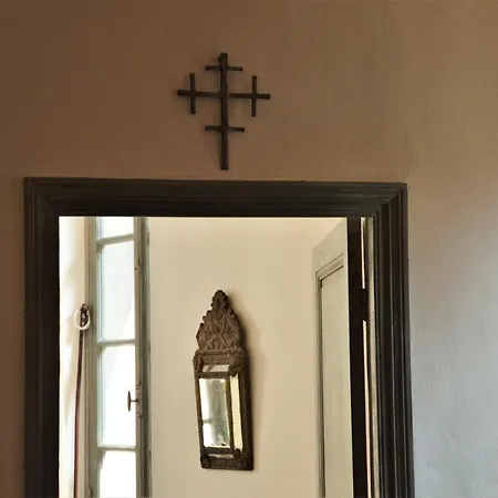 Πανσιόν Casa Hesychia *